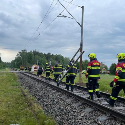 Dopravní nehoda osobního vozidla s vlakem